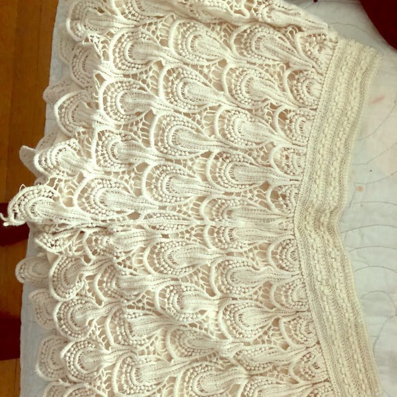 Francesca's Collections Pants - Amazing crochet shorts!
